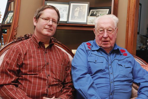 Canstar Community News Thomas McLeod (left) and his father Tom. (JORDAN THOMPSON)