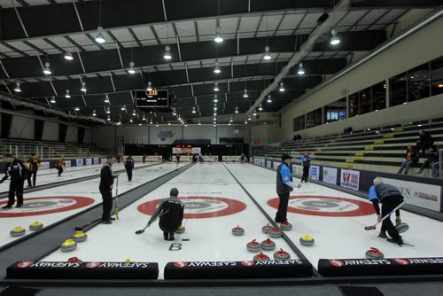 2014 Safeway Championship curling at the Iceplex. Generic practice photos. BORIS MINKEVICH / WINNIPEG FREE PRESS. JAN 28, 2014