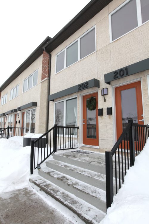 Homes shoot - town house condo at 202-80 Rougeau Garden Drive.  Jan 29,, 2014 Ruth Bonneville / Winnipeg Free Press
