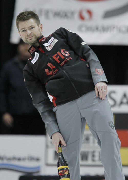 February 2, 2014 - 140202  -  Mike McEwen-Fort Rouge reacts after missing a shot against Jeff Stoughton-Charleswood in the final of the Safeway Championships in Winnipeg Sunday, February 2, 2014. John Woods / Winnipeg Free Press