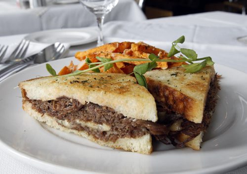 49.8 Intersection piece on Reubens. The New Rueben with crispy Yam fries served at the Fusion Grill, 550 Academy Rd. For Dave Sanderson story Wayne Glowacki / Winnipeg Free Press Feb.5 2014