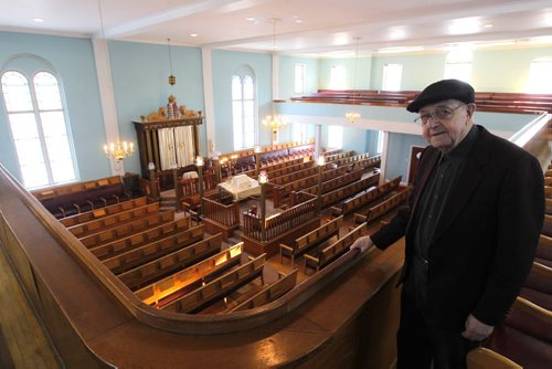 Ashkenazi Synagogue 297 Burrows Avenue. Saul Spitz takes care of the place and is in his 80's. BORIS MINKEVICH / WINNIPEG FREE PRESS  Feb. 10, 2014
