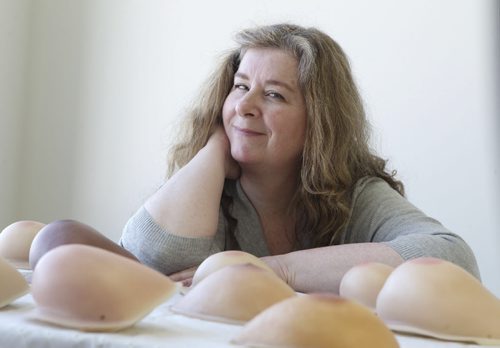 A profile of Wendy Smith an artist and a sculptor who makes lightweight prosthetic breasts for breast cancer survivors.  They have become her favourite body part to re-create because of how they help women deal with losing their breast to cancer.   Shamona Harnett column  Ruth Bonneville Winnipeg Free Press