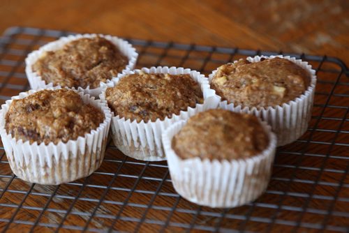 Double Apple Muffins-See Recipe Swap by Alison Gillmor- Feb 18, 2014   (JOE BRYKSA / WINNIPEG FREE PRESS)