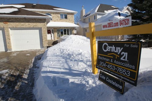 69 Mulligan Bay in Lindenwoods-See Todd Lewys story- Feb 18, 2014   (JOE BRYKSA / WINNIPEG FREE PRESS)