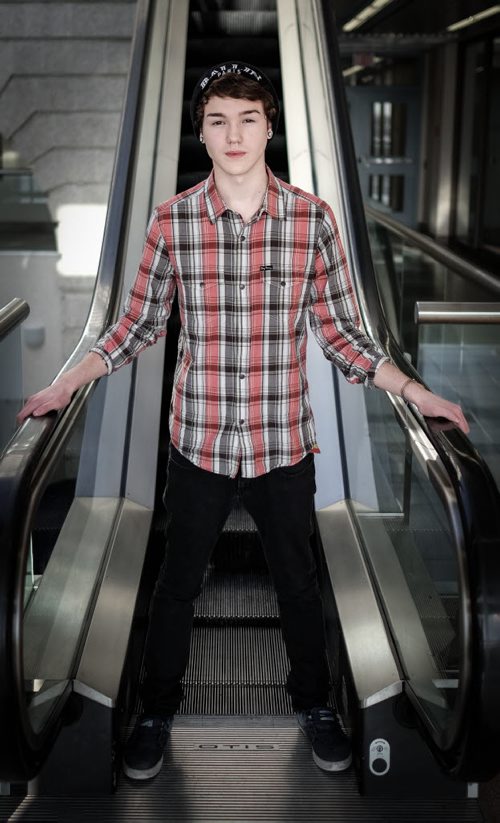 Branson "Goody" Gudmundson, 16, is a singer songwriter from St. Anne, MB, who is heading to Los Angeles after recently signing a recording contract. 140224 - Monday, February 24, 2014 -  (MIKE DEAL / WINNIPEG FREE PRESS)