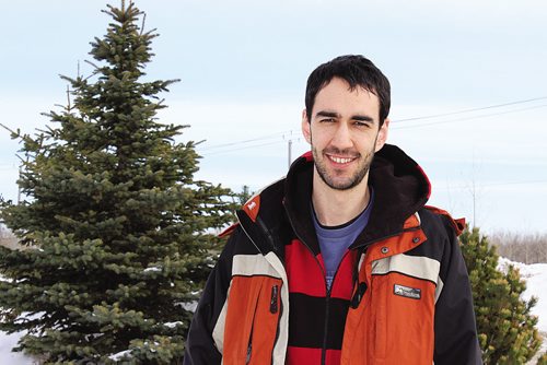 Canstar Community News (20/02/2014)-Sinan Leylek, 24, won a provincial student award for entrepreneurship.  He is attending the University of ManitobaÄôs Asper School of Business class of 2014 (STEPHCROSIER/CANSTAR)