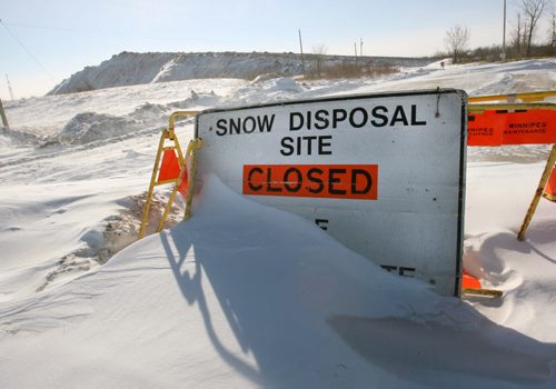 The Kenaston City Of Winnipeg Snow Disposal Site is closed because it is full to capacity-    See Geoff Kirbyson story- Feb 26, 2014   (JOE BRYKSA / WINNIPEG FREE PRESS)