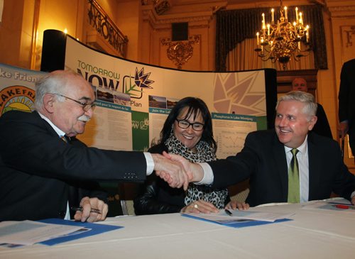 From left, Dunnottar Mayor Rick Gamble, chair, South Basin Mayors and Reeves, Environment Minister Leona Aglukkaq and Conservation and Water Stewardship Minister Gord Mackintosh at the official signing of the Lake Friendly Accord Friday at a ceremony in the Hotel Fort Garry. The goal is to co-ordinate efforts and promote leadership to reduce phosphorus and nitrogen loading and protect water quality in all waterways including Lake Winnipeg. see release     Wayne Glowacki / Winnipeg Free Press March 21   2014