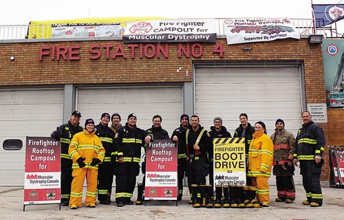 Canstar Community News (17/03/2014)- Firefighters raising money for muscular dystrophy. (STEPHCROSIER/CANSTAR)