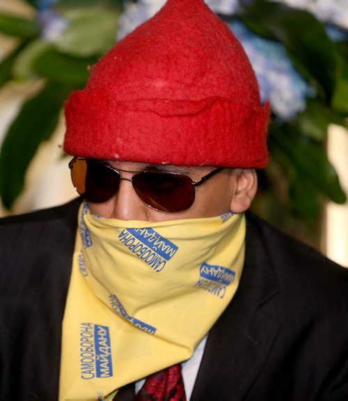 Lemon Bucket Orkestra wore bandana's in support of Ukraine as they arrived on the green carpet prior to the Juno Gala at the Winnipeg Convention Centre, Saturday, March 29, 2014. Here, just one member of the group. (TREVOR HAGAN/WINNIPEG FREE PRESS)