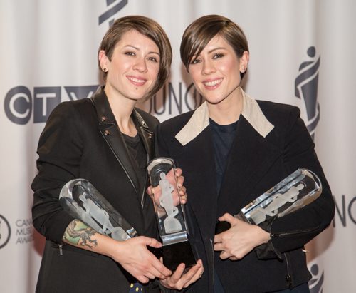 Tegan and Sara receive three 2014 JUNOs at the at the MTS Centre in Winnipeg on Sunday, March 30, 2014. They won for Single of the Year, Group of the Year and Pop Album of the Year. (Photo by Crystal Schick/Winnipeg Free Press)