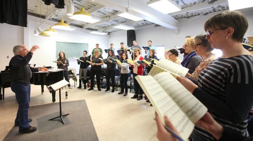 Faith Page - Canzona choir rehearses for  St. Matthew Passion for  Palm Sunday performance.  See Brenda Suderman story. April 05  2014 Ruth Bonneville / Winnipeg Free Press