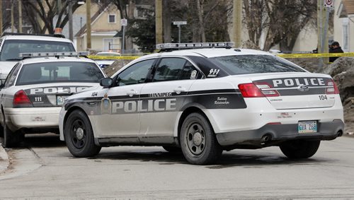 right new Ford , old Ford left- Car Page Feature on new Wpg Police Service patrol cars and SUV's  by Paul Williamson  auto Willy's Garage April 7 2014 / KEN GIGLIOTTI / WINNIPEG FREE PRESS