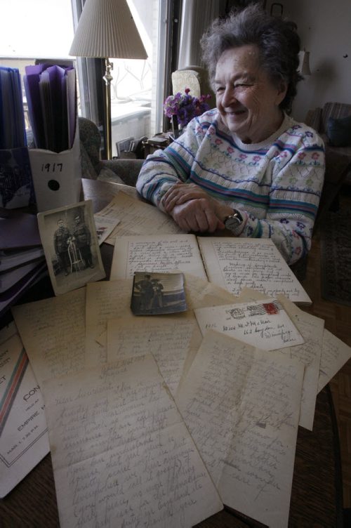 Barbara Sarsons, the  daughter of WW1 vet. with her father Stanley Bowen's war letters and memorabilia also binders of transcribed letters. In photo, Barbara recalls stories about her parents. Kevin Rollason story/ pos. Remembrance Day . Wayne Glowacki / Winnipeg Free Press April 17   2014
