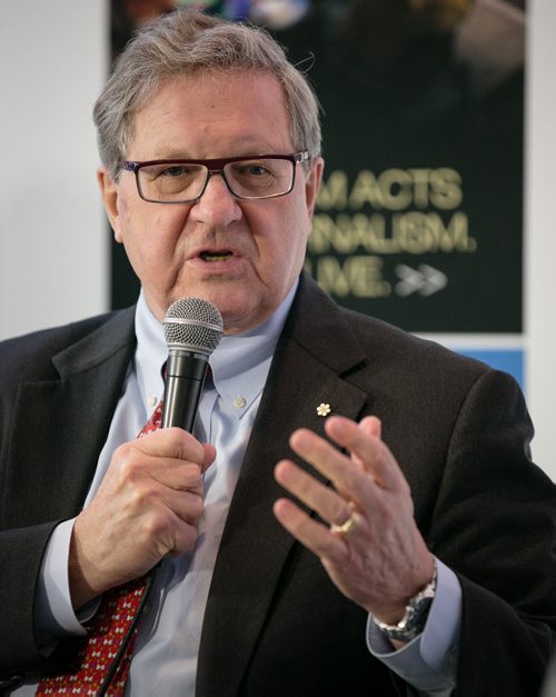 Dr. Lloyd Axworthy, University of Winnipeg President, speaks at the Winnipeg Free Press News Caf¾© on Tuesday afternoon about his fact-finding mission to Ukraine. 140422 - Tuesday, April 22, 2014 - (Melissa Tait / Winnipeg Free Press)
