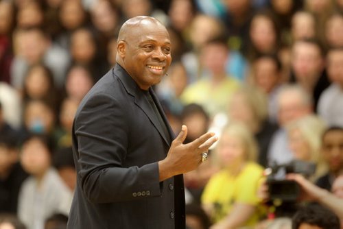 Famed basketball coach Ken Carter motivates hundreds of high school students from Dakota Collegiate Institute with his enthusiastic personality Thursday morning during his motivational talk encouraging students to stay in school and be al likeable person to be around.    -  Carter was made famous by the movie portrayal of his time coaching basketball at Richmond High School, a struggling school in California.   April 24, 2014 Ruth Bonneville / Winnipeg Free Pres