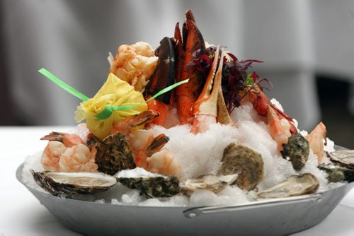 Terrace in the Park- Seafood tower for two- See Marion Warhaft review- Apr 25, 2014   (JOE BRYKSA / WINNIPEG FREE PRESS)
