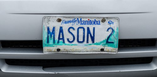 Licensee plate of a van donated by the Freemasons of Manitoba to the Canadian Cancer Society for the Freemasons Cancer Car Program.  Freemasons volunteer their time to drive cancer patients to receive treatment.  EMILY CUMMING / WINNIPEG FREE PRESS