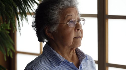 LOCAL - WWII - internment camp-  Lena Takatsu  another Japanese Canadian who was interned with her family after the Japanese attacked pearl Harbour, tells her story about being on a farm near Lockport and treated like a spectacle.  Saturday  feature/Saturday special on Japanese Cdn internment and 75th anniversary  of WWII . story by Carol Sanders | Reporter May 14 2014 / KEN GIGLIOTTI / WINNIPEG FREE PRESS
