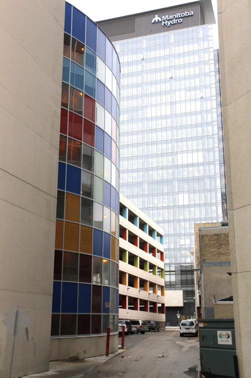 STANDUP - Color design at a Cityplace parkade on Hargrave Street. BORIS MINKEVICH / WINNIPEG FREE PRESS  May 20, 2014