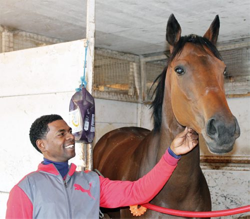 Omar Walker with one of his three Victoria Day winners, Cavalletta. George Williams photo