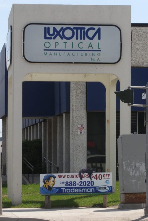 Luxottica Optical Manufacturing- 1108 St James St-200 people losing their job as company closes Canadian production.- see biz story- May 21, 2014   (JOE BRYKSA / WINNIPEG FREE PRESS)