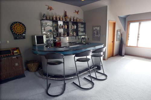 91 Shier Drive in Charleswood-Bar in second floor games room-  See Todd Lewys story- June 10, 2014   (JOE BRYKSA / WINNIPEG FREE PRESS)