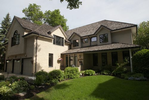 91 Shier Drive in Charleswood-Outside View-  See Todd Lewys story- June 10, 2014   (JOE BRYKSA / WINNIPEG FREE PRESS)