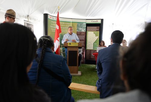 Elder Clarence Nepinak speaks at the Urban Treaty Payments ceremony at the Forks National Historic Site. Members of seven different treaties can receive a treat payment. Sarah Taylor / Winnipeg Free Press