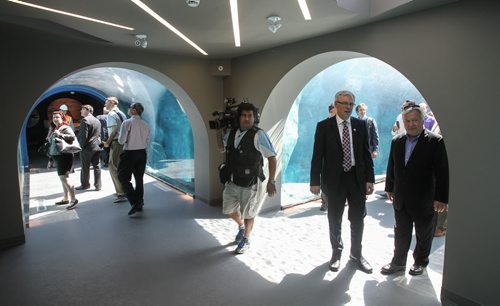 Premier Greg Selinger walks through the underground polar bear viewing area after the grand opening of the Assiniboine Park Zoo exhibit Journey to Churchill. It was a new experience for many Winnipeggers as well as the polar bears who were introduced to their new home only hours earlier. 140703 - Thursday, July 03, 2014 -  (MIKE DEAL / WINNIPEG FREE PRESS)