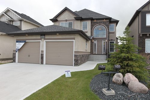 New Home 15 Grey Owl Place in Sage Creek 140713 - Sunday, July 13, 2014 -  (MIKE DEAL / WINNIPEG FREE PRESS)