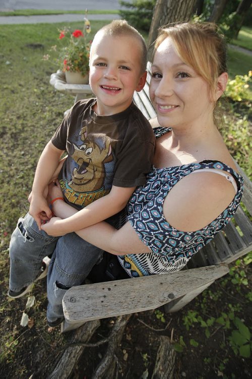 July 24, 2014 - 140724  -  Crystal Davis and her son Michael photographed for a Sunshine Fund story Thursday, July 24, 2014.  John Woods / Winnipeg Free Press