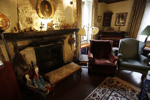 July 24, 2014 - 140724  -  Fraser Stewart runs Bunn House, a bed and breakfast just north of Lockport, which was built in 1862 and is one of the oldest in Manitoba. Bunn House photographed Thursday, July 24, 2014 for .  John Woods / Winnipeg Free Press