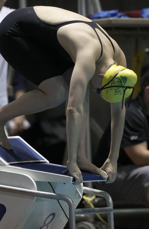 Manitoba Marlins Cody Evans starts in the 50 m freestyle  16-18 yr old girls final at the 2014 Canadian Age Group Championships at Pan Am Pool in Winnipeg -For sports slideshow- July 25, 2014   (JOE BRYKSA / WINNIPEG FREE PRESS)