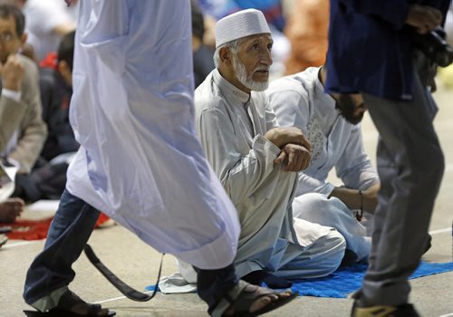 Muslims by the thousands gathered to mark the  end of Ramadan  at the RBC Winnipeg Convention Centre July 28 2014 / KEN GIGLIOTTI / WINNIPEG FREE PRESS