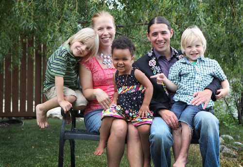 Mayoral candidate Robert Falcon Oullette with his wife Catherine (Cantin) along with his children - daughter Abigaelle (2yrs), Edward-5yrs (Green Striped shirt) and Julien-4yrs (plaid, jean shorts).  Also, they have two older children not in the photo - Xavier - 9 yrs and Jacob - 7 yrs.   Aug 12, 2014 Ruth Bonneville / Winnipeg Free Press