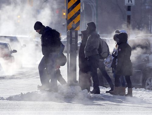 Just Say'in , a few months ago  it was record miserable cold .Today will be +30 sunny hot and humid  Aug 15 2014 / KEN GIGLIOTTI / WINNIPEG FREE PRESSStdup Äì Yup, Still Cold, -27 pedestrian  venture out on Portage Ave  JAN. 27 2014 / KEN GIGLIOTTI / WINNIPEG FREE PRESS