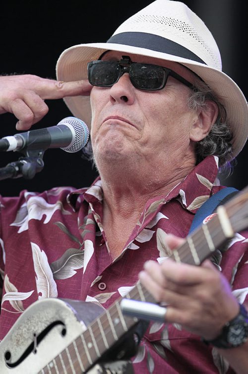 August 17, 2014 - 140817  -  Big Dave McLean performs at the Winnipeg BBQ and Blues Festival on Sunday, August 17, 2014.  John Woods / Winnipeg Free Press