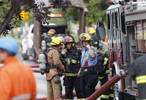 LOCAL- WFS has blocked Adsum DR. Due to a gas leak , loud hissing from the line be heard 3 blocks away , the leak is near Duval St . At  Adsum , home owners are being evacuated and  Wpg Fire ,police  and  Hydro were on scene to deal with the problem . Aug 21 2014 / KEN GIGLIOTTI / WINNIPEG FREE PRESS