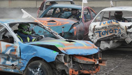 September 13, 2014 - 140913  -  The Teen Challenge Demolition Derby for charity at Red River Co-Op Speedway raises about $45,000 Saturday, September 13, 2014. John Woods / Winnipeg Free Press