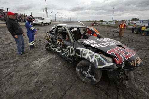 September 13, 2014 - 140913  -  The Teen Challenge Demolition Derby for charity at Red River Co-Op Speedway raises about $45,000 Saturday, September 13, 2014. John Woods / Winnipeg Free Press