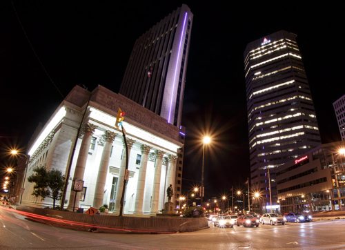 Bank of Montreal Building at Portage and Main. City Beautiful 140906 - Saturday, September 06, 2014 - (Melissa Tait / Winnipeg Free Press)