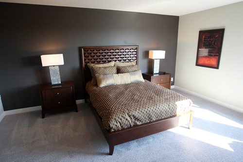 172 Hallfield Bay in River Park South-Master bedroom-See Todd Lewys story- Sept 15, 2014   (JOE BRYKSA / WINNIPEG FREE PRESS)