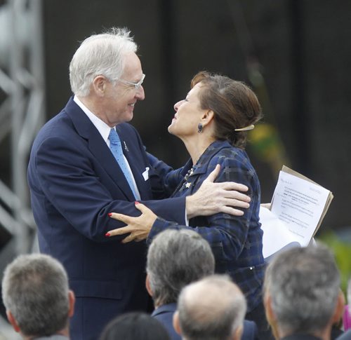 After CMHR President and CEO Stuart Murray spoke he was embraced by Gail Asper at the Canadian Museum for Human Rights official opening ceremonies Friday. Mary Agnes Welch story.¤Wayne Glowacki/Winnipeg Free Press Sept.19 2014