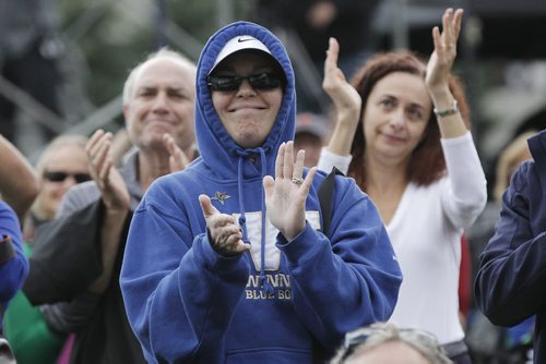 September 21, 2014 - 140921  -  Fans cheer on erformers at Rights Fest in Winnipeg Sunday, September 21, 2014. John Woods / Winnipeg Free Press