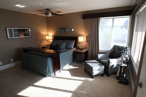 2 Oakgrove Bay in Assiniboine Woods (Charleswood)- Master bedroom- See  Todd Lewys story- Sept 23, 2014   (JOE BRYKSA / WINNIPEG FREE PRESS)¬