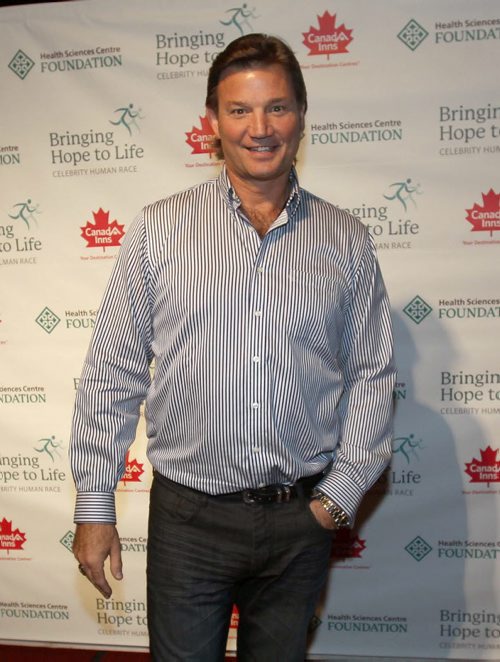 CELEBRITY HUMAN RACE-Celebrity Draft Party red carpetNHL Alumni Mike Krushelnyski- at the Stereo Night Club 1034 Elizabeth Road- The Health Sciences Centre Foundation Celebrity Human Race brings action, entertainment and interactive philanthropy to Winnipeg Friday September 26th and Saturday September 27th, 2014- The race starts at the Health Sciences entre-820 Sherbook Ave Saturday at 1130 Am- Standup Photo- (more info from email if required)- Sept 26, 2014   (JOE BRYKSA / WINNIPEG FREE PRESS)