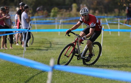 The MennoCross cyclocross race at the Canadian Mennonite University, Saturday, September 27, 2014. (TREVOR HAGAN/WINNIPEG FREE PRESS)