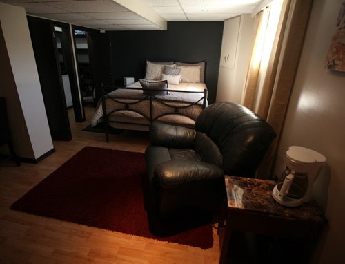 Basement bedroom at 19 Lavendar Bay. See Todd's tale. October 30, 2014 - (Phil Hossack / Winnipeg Free Press)